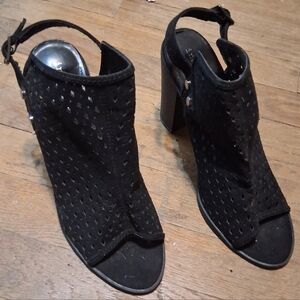 Indigo Black Cutout Block Heel Sandals